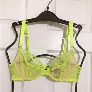 🔥ON SALE🔥2/$33🔥 💖 Victoria Secret Very Sexy Unlined Bra